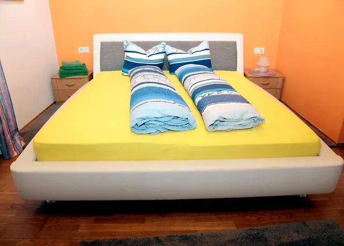 Rum i privatbostad Ländlezimmer Rankweil